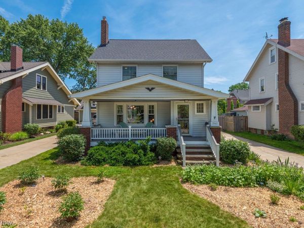 2167 Niagara Drive , Lakewood, OH 44107