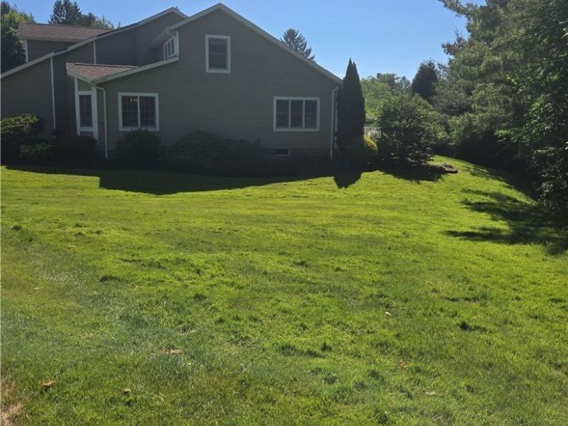 14736 Shannon Court , Burton, OH 44021 Photo 19