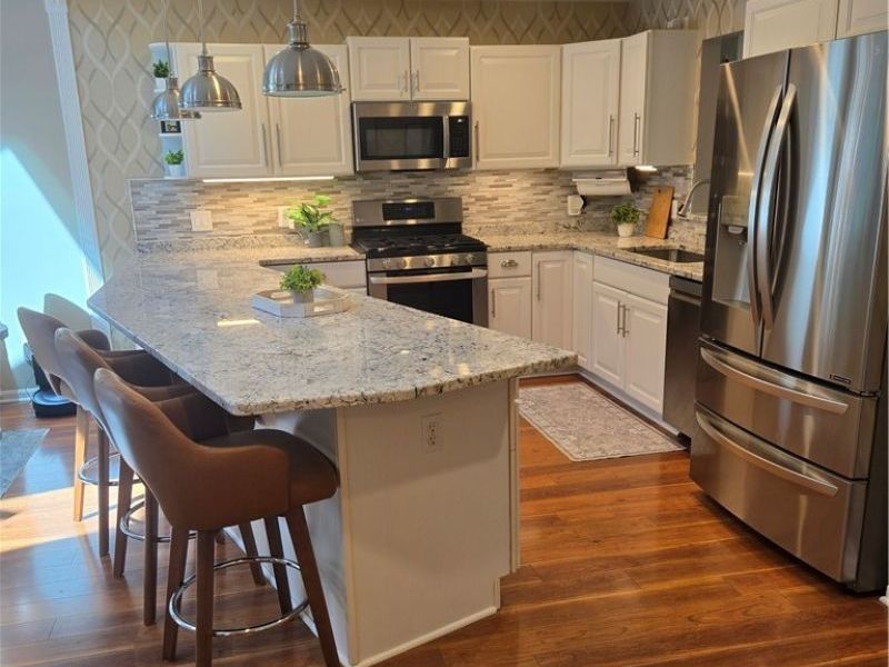 14736 Shannon Court , Burton, OH 44021 Photo 6