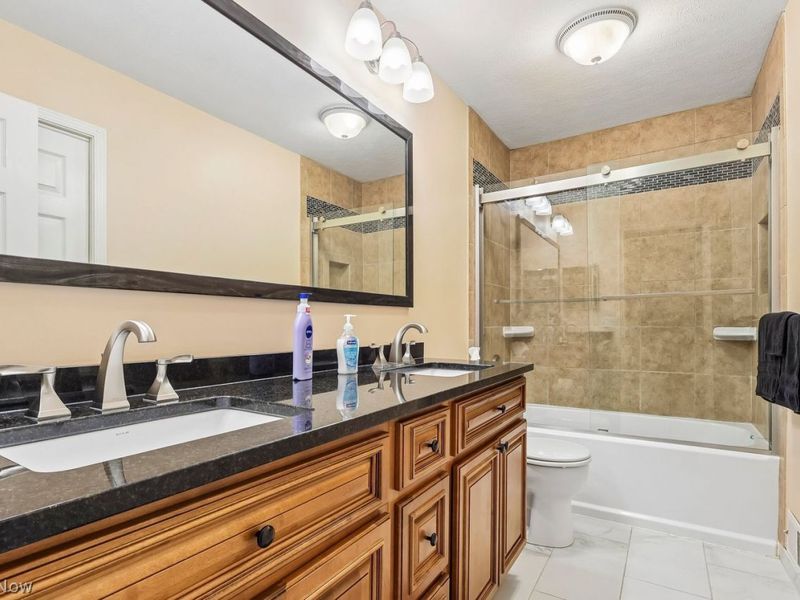 13586 Fox Hills Drive , Novelty, OH 44072 Photo 32