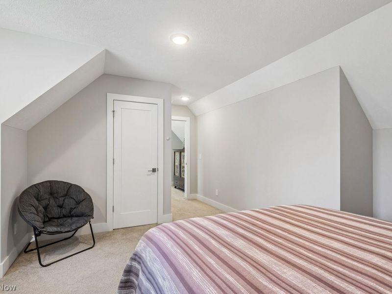 339 Rainbows End , Aurora, OH 44202 Photo 20