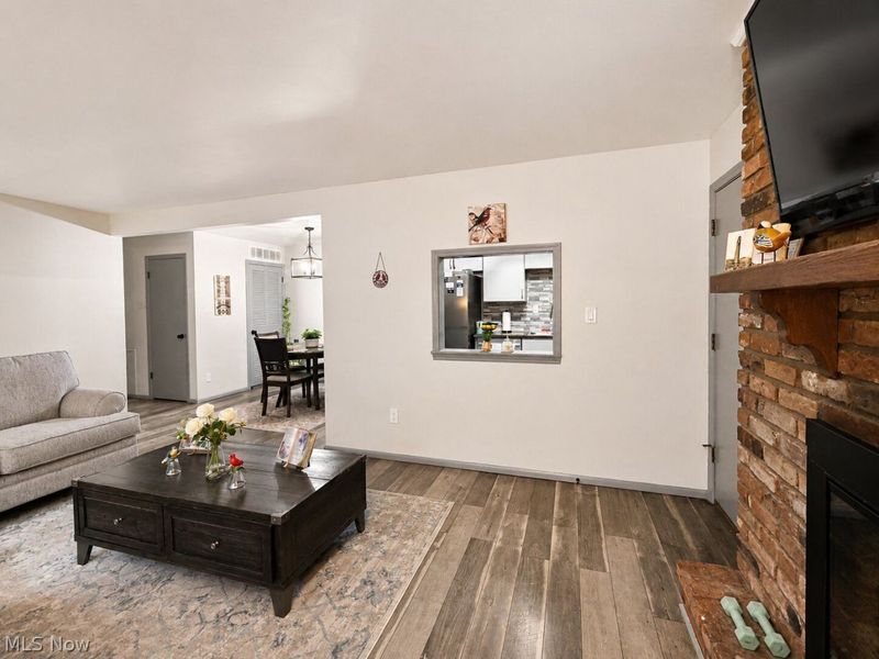 2876 Pease Drive , Unit 208, Rocky River, OH 44116 Photo 4