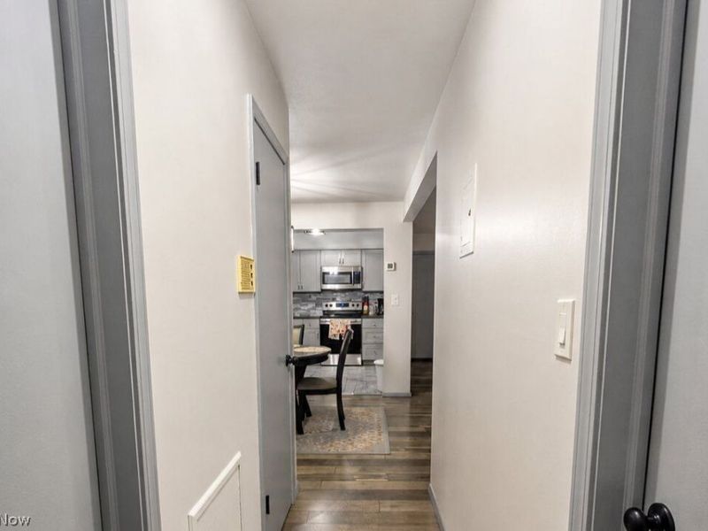2876 Pease Drive , Unit 208, Rocky River, OH 44116 Photo 8