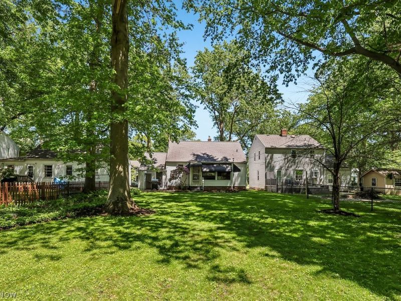 5172 Lynd Avenue , Lyndhurst, OH 44124 Photo 45