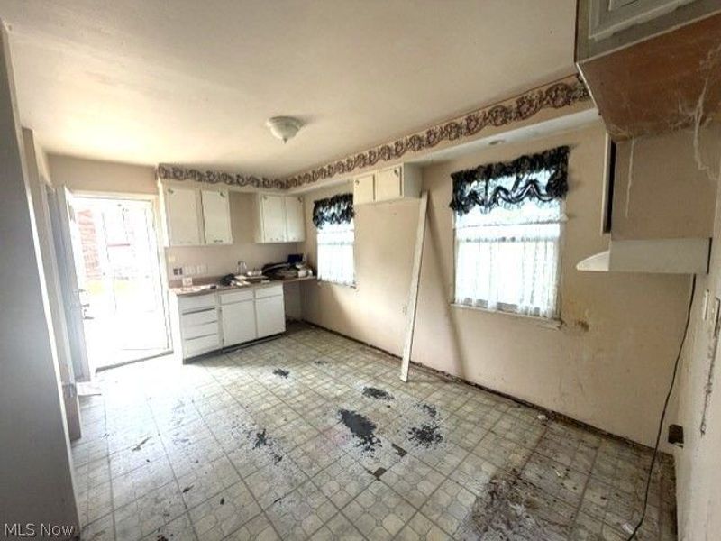 4982 Marigold Rd , Mentor, OH 44060 Photo 3
