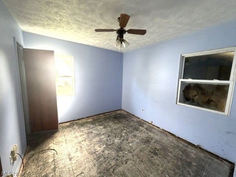 4982 Marigold Rd , Mentor, OH 44060 Photo 4