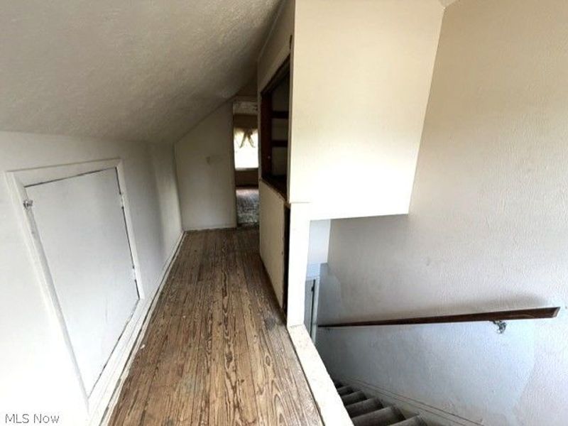 4982 Marigold Rd , Mentor, OH 44060 Photo 6