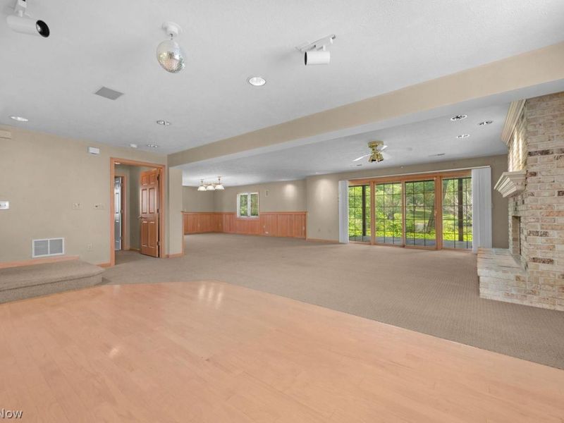 2039 Waters Edge Drive , Westlake, OH 44145 Photo 31
