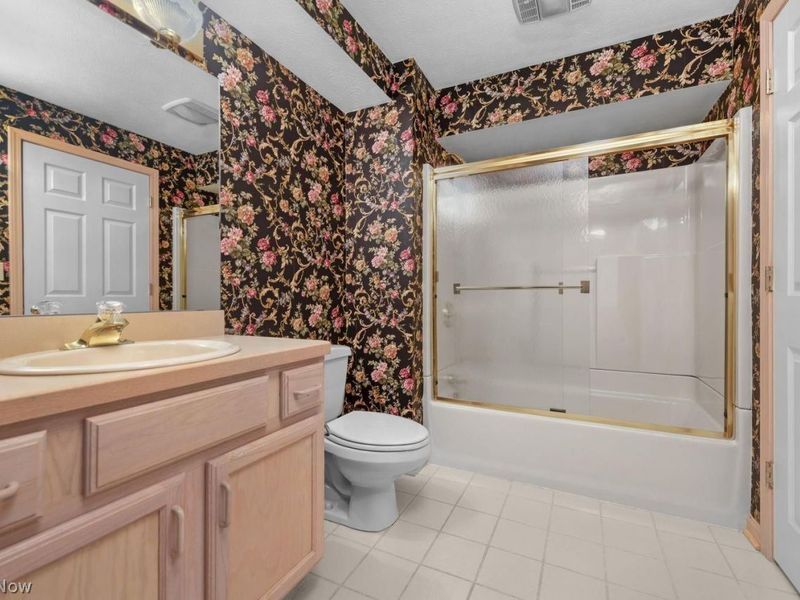 2039 Waters Edge Drive , Westlake, OH 44145 Photo 36