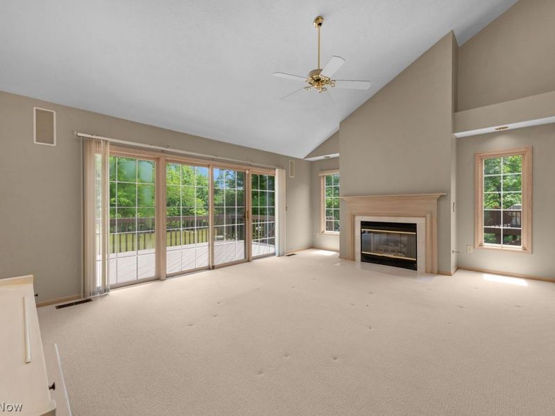 2039 Waters Edge Drive , Westlake, OH 44145 Photo 7