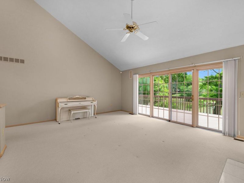2039 Waters Edge Drive , Westlake, OH 44145 Photo 8