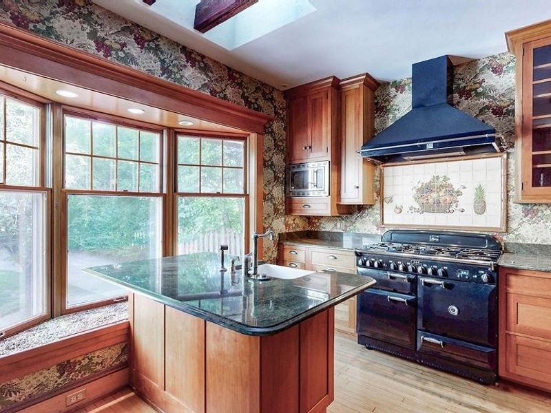 2955 Scarborough Road , Cleveland Heights, OH 44118 Photo 10