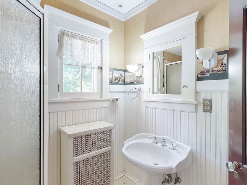 2955 Scarborough Road , Cleveland Heights, OH 44118 Photo 23