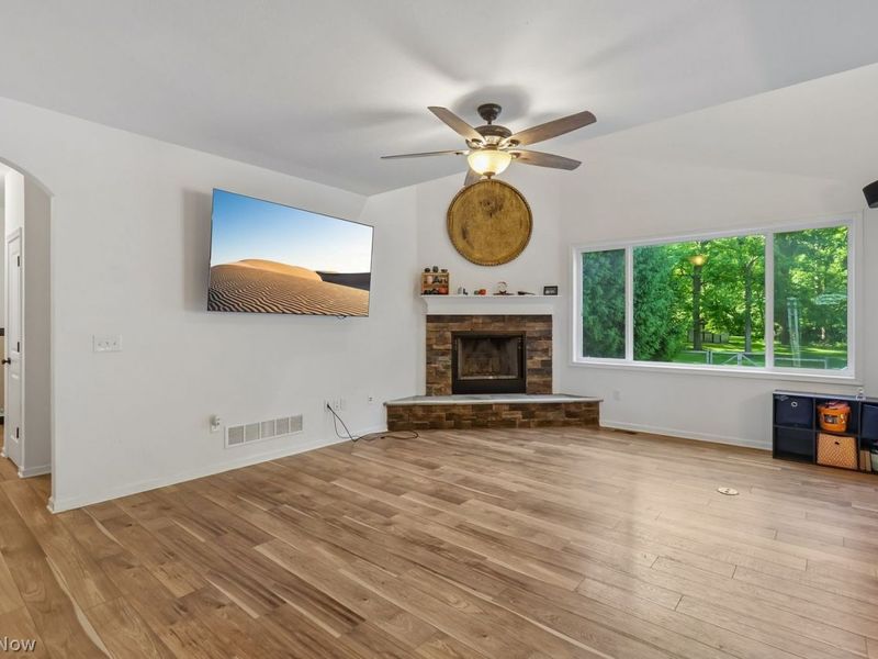 11736 Valley View Road , Sagamore Hills, OH 44067 Photo 21