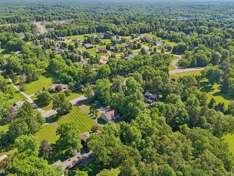 11736 Valley View Road , Sagamore Hills, OH 44067 Photo 8