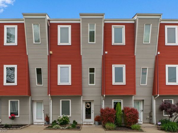 2575 W 9th Street , Cleveland, OH 44113
