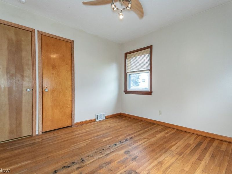 17721 Dillewood Road, Cleveland, OH 44119 Photo 18
