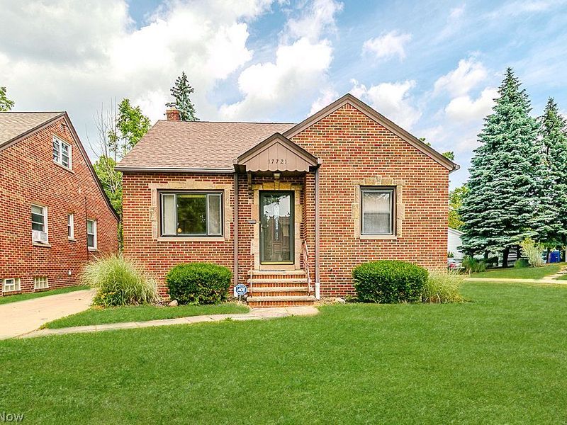 17721 Dillewood Road, Cleveland, OH 44119 Photo 28