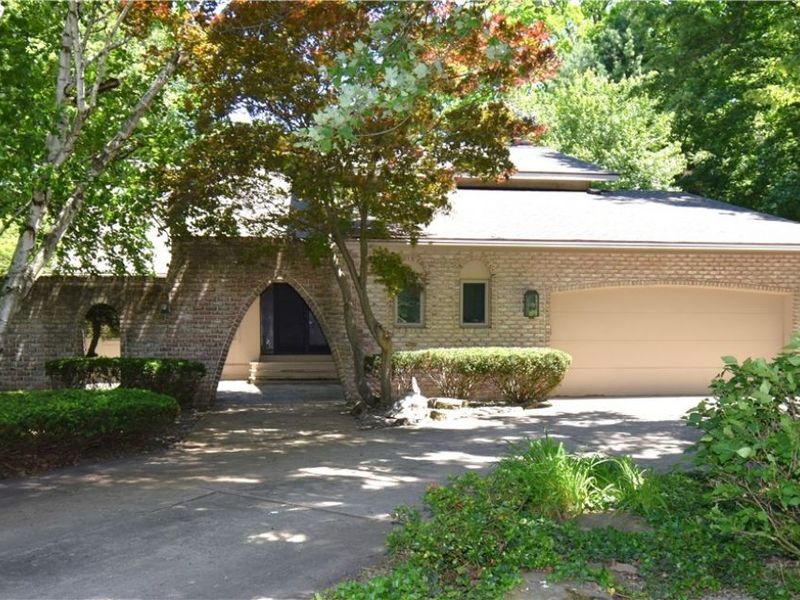 5593 Engleton Lane, Girard, OH 44420 Photo 1