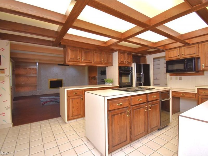 5593 Engleton Lane, Girard, OH 44420 Photo 13