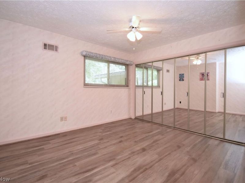 5593 Engleton Lane, Girard, OH 44420 Photo 38