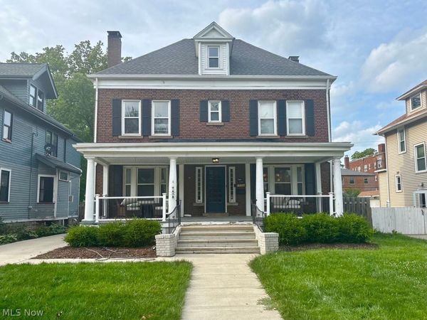 15304 Clifton Boulevard , Lakewood, OH 44107