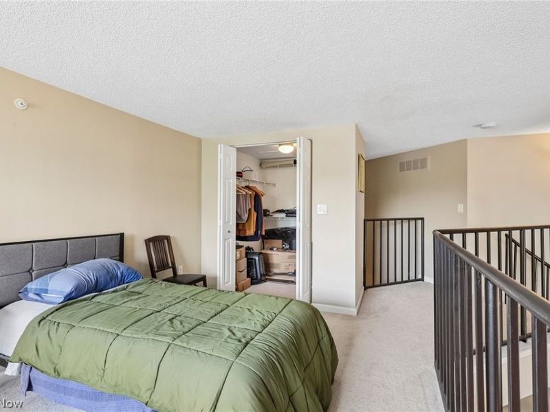 240 Fox Hollow Drive , Unit 312, Mayfield Heights, OH 44124 Photo 20