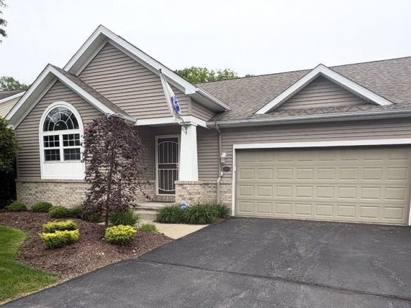 5817 Herons Boulevard, Unit A, Youngstown, OH 44515