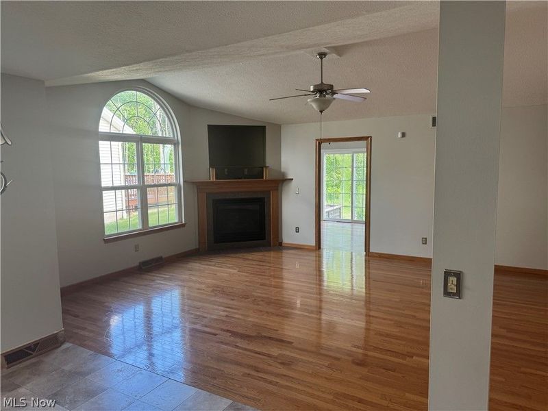 5817 Herons Boulevard, Unit A, Youngstown, OH 44515 Photo 5
