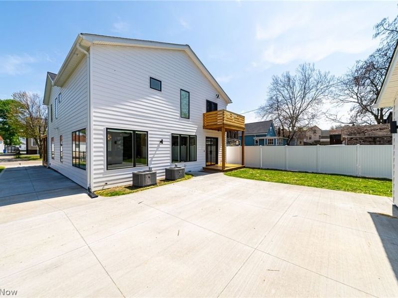 1440 W 57th Street , Cleveland, OH 44102 Photo 44