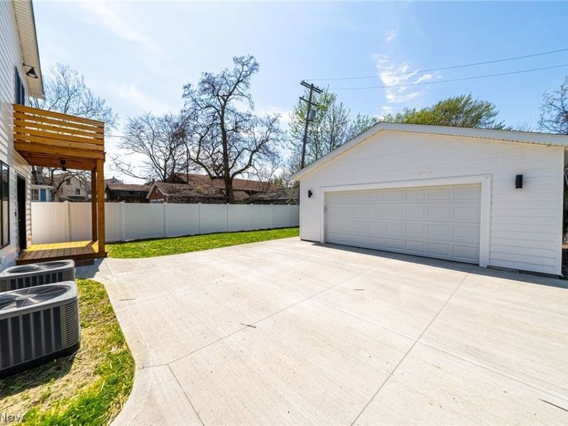 1440 W 57th Street , Cleveland, OH 44102 Photo 45