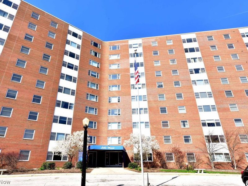 11850 Edgewater Drive , Unit 820, Lakewood, OH 44107 Photo 2