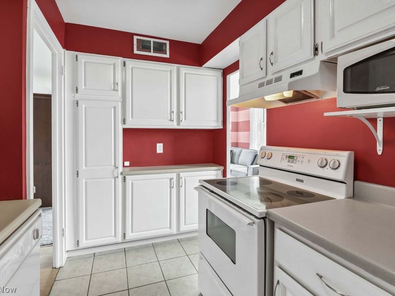 11850 Edgewater Drive , Unit 820, Lakewood, OH 44107 Photo 20