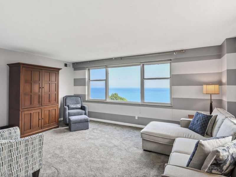 11850 Edgewater Drive , Unit 820, Lakewood, OH 44107 Photo 6