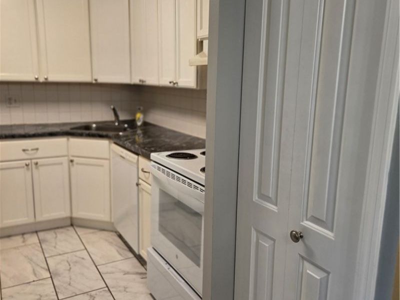 27401 Westown Boulevard , Unit 1502, Westlake, OH 44145 Photo 6