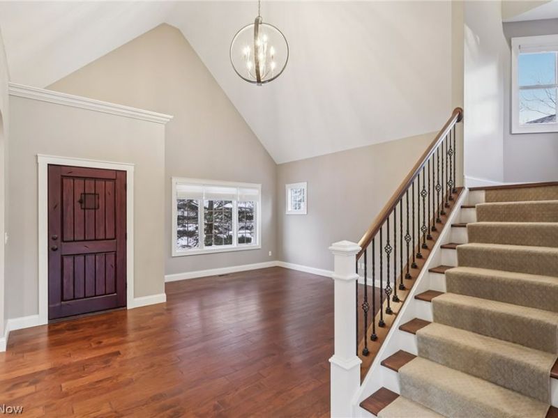 2 Creek Ridge , Rocky River, OH 44116 Photo 4