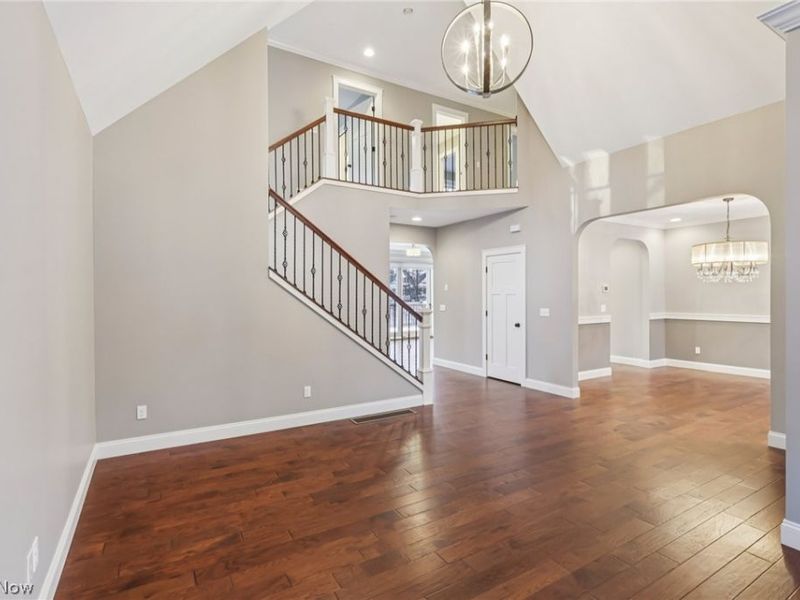 2 Creek Ridge , Rocky River, OH 44116 Photo 6