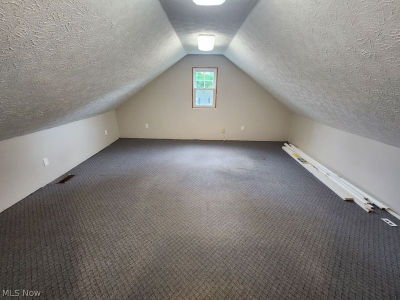 9165 Chillicothe Road , Kirtland, OH 44094 Photo 15