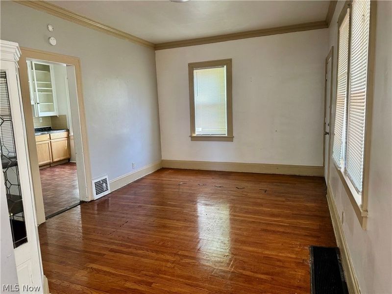 15709 Halliday Avenue , Cleveland, OH 44110 Photo 4