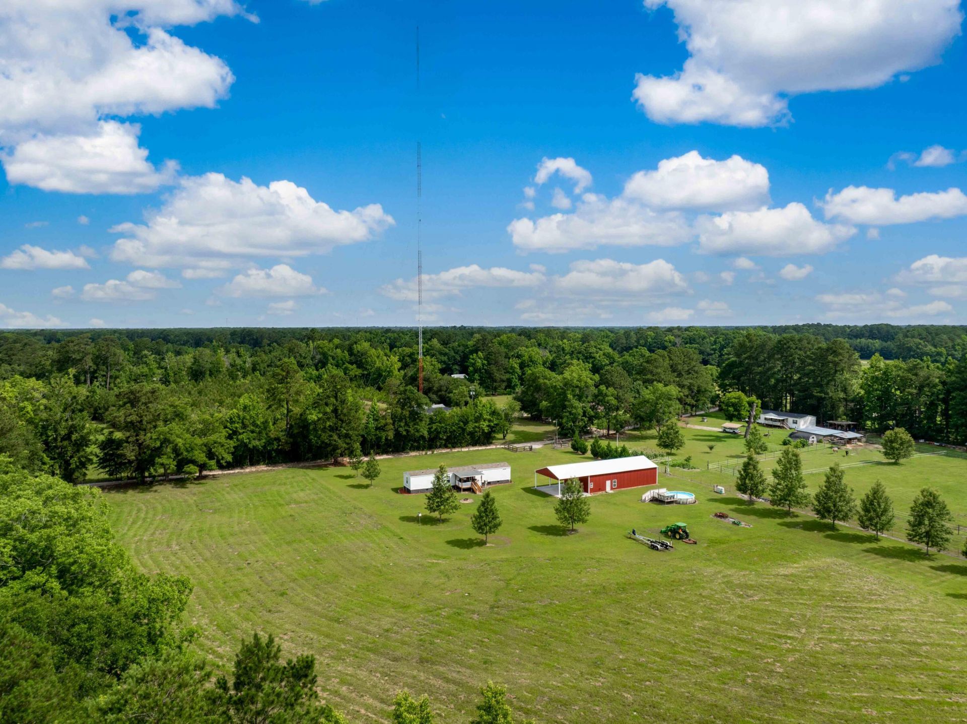 170 Radio Road Photo 4