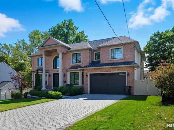 146 Stuart Street, PARAMUS, NJ 07652