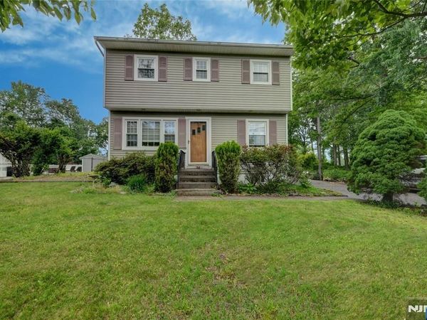 36 Hemlock Avenue, Lincoln Park Borough, NJ 07035