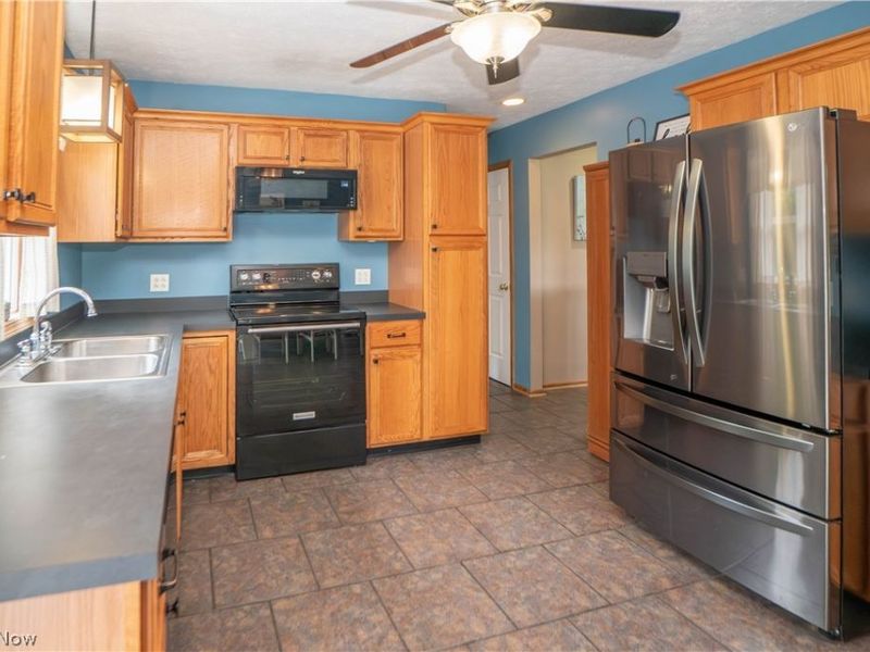 11032 Titus Avenue NW, Uniontown, OH 44685 Photo 15