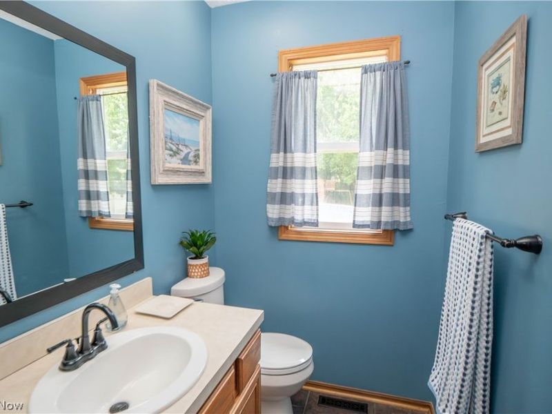 11032 Titus Avenue NW, Uniontown, OH 44685 Photo 15