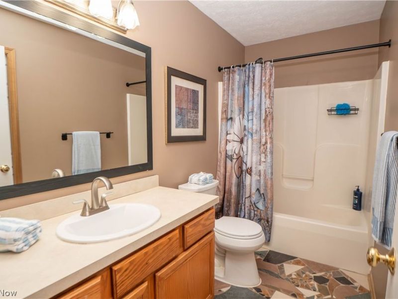 11032 Titus Avenue NW, Uniontown, OH 44685 Photo 26