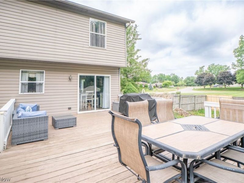 11032 Titus Avenue NW, Uniontown, OH 44685 Photo 31