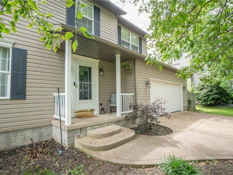 11032 Titus Avenue NW, Uniontown, OH 44685 Photo 4