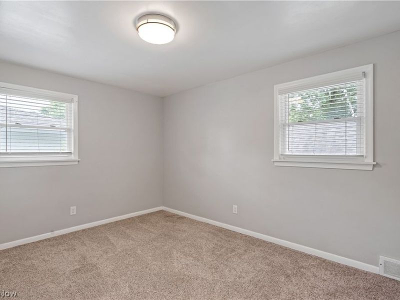 4257 Selkirk Avenue, Austintown, OH 44511 Photo 10
