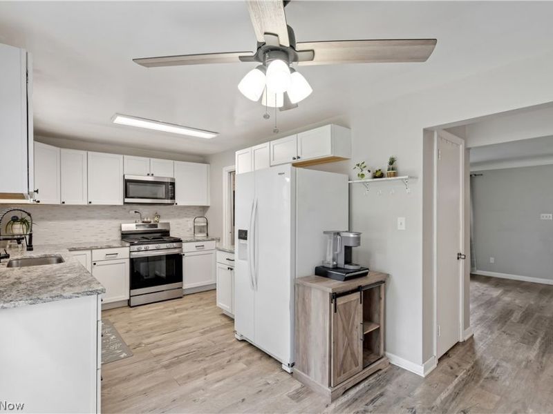 4257 Selkirk Avenue, Austintown, OH 44511 Photo 5