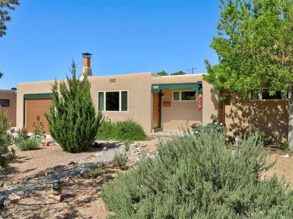 814 Rio Vista Street, Santa Fe, NM 87501